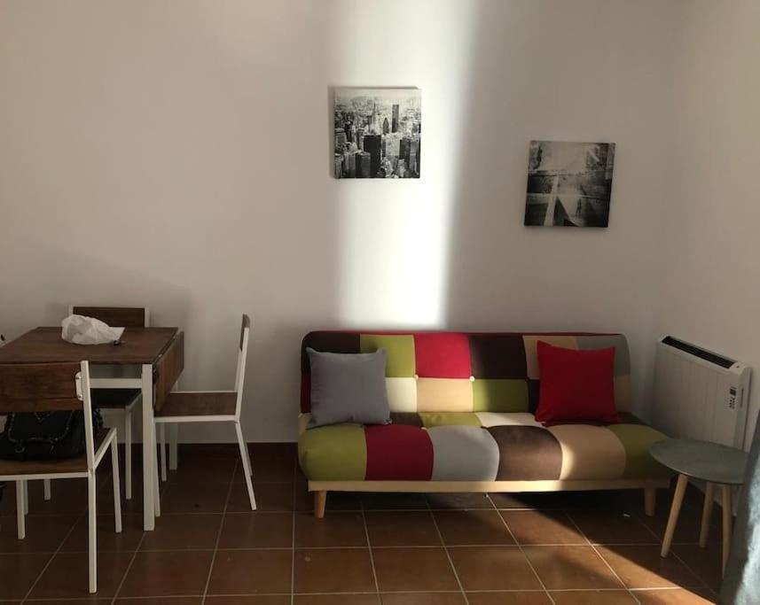 Bonito Apartamento En Calle San Carlos Madrid Exterior foto