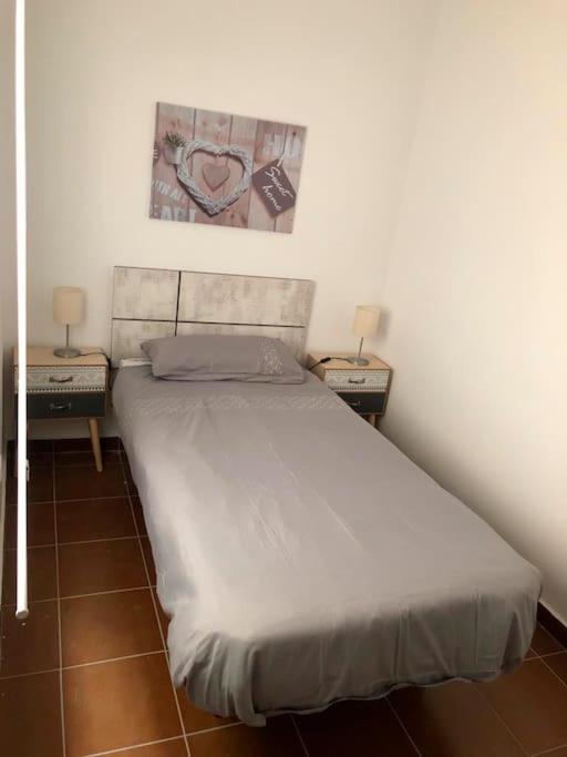 Bonito Apartamento En Calle San Carlos Madrid Exterior foto